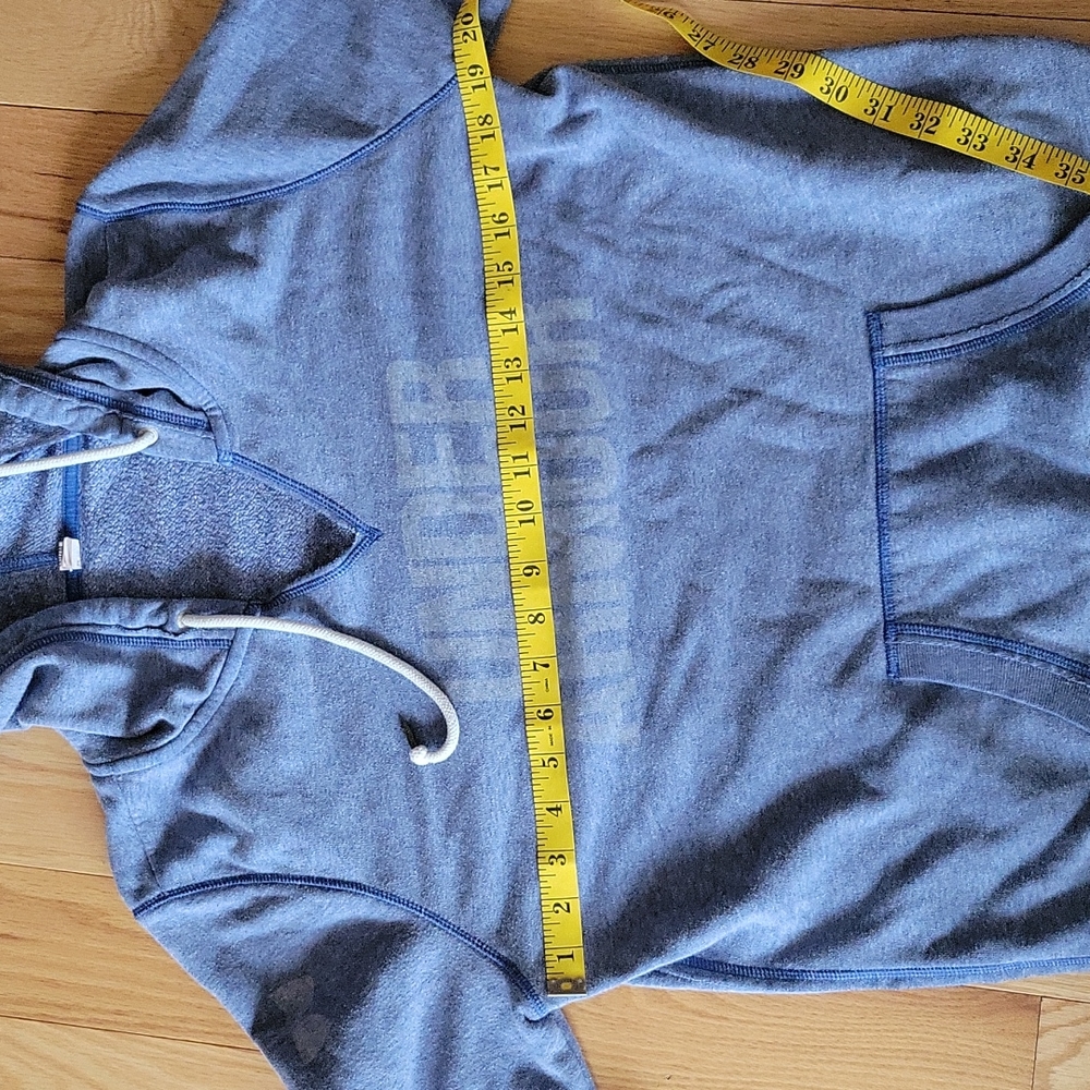 Under Armour hoodie - Picture 10 of 10